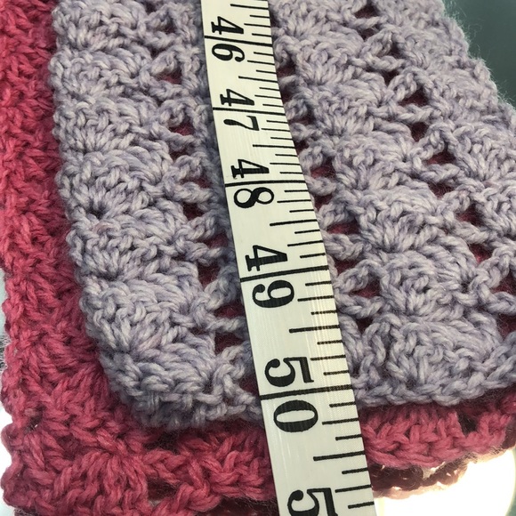 Beanie and scarf set hand crochet new item very soft yarn - Picture 10 of 10